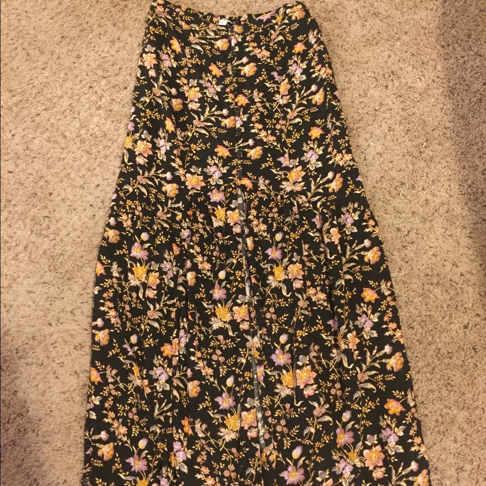 🌟Black floral skirt